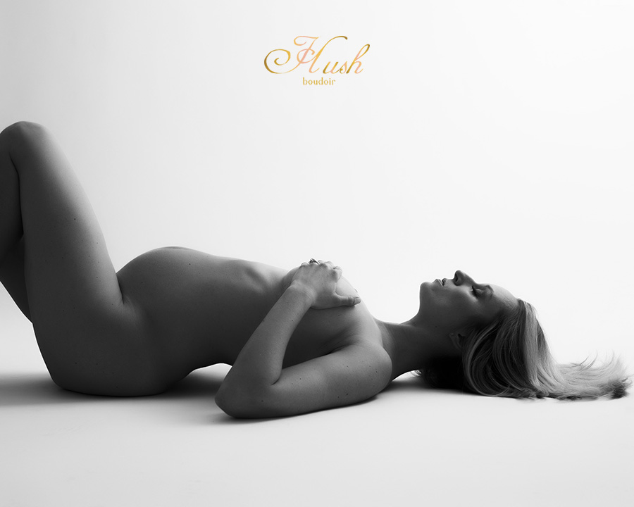 Raleigh maternity photographer, hush boudoir photography in Raleigh and durham, north Carolina, maternity photography, baby bump pictures
